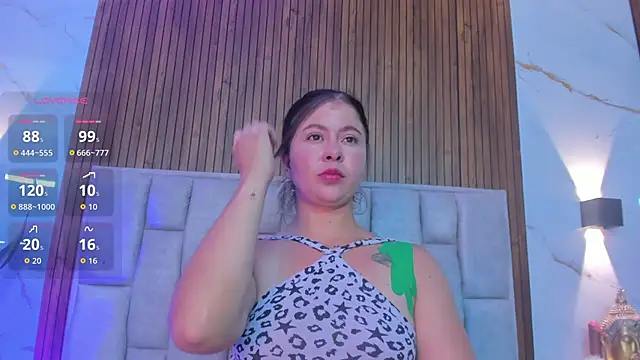 Scarlet Rosexx online show from 05-20-26, 02:51