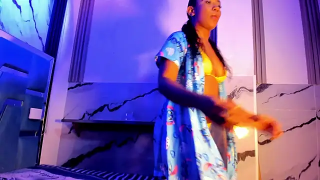 emii brown online show from 04-09-26, 01:16