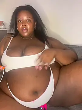 Snapshot of BouncyBBW chatting on 07-16-26, 10:38 BouncyBBW online show from 07-16-26, 10:38