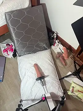 kloe  t18 online show from 03-29-26, 07:41