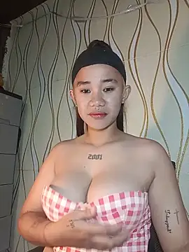 Snapshot of morena_joy69 chatting on 05-26-26, 02:57 morena joy69 online show from 05-26-26, 02:57