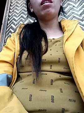 hot-luna- online show from 03-04-26, 09:04