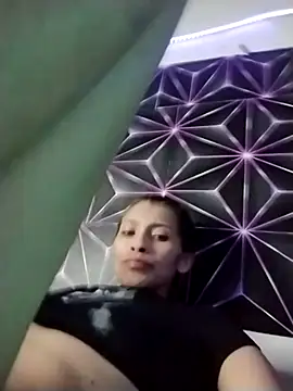 amairany27 online show from 04-04-26, 03:49