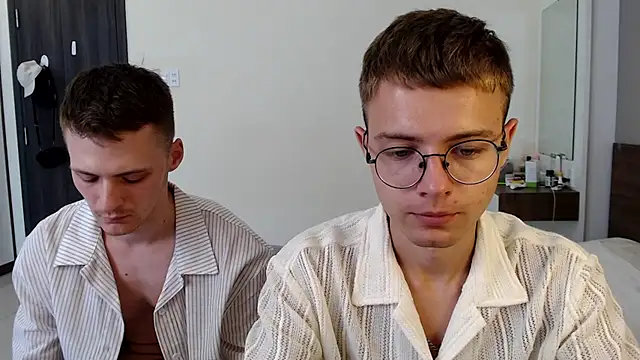 NikiKerryCum online show from 05-07-26, 05:46