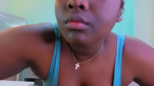 DanielaGil7 online show from 03-15-26, 12:33