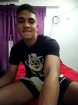 Snapshot of NikoHot_anatole chatting on 03-18-26, 05:32 NikoHot anatole online show from 03-18-26, 05:32