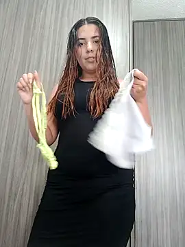 Snapshot of lyss_muller chatting on 03-07-26, 06:38 lyss muller online show from 03-07-26, 06:38