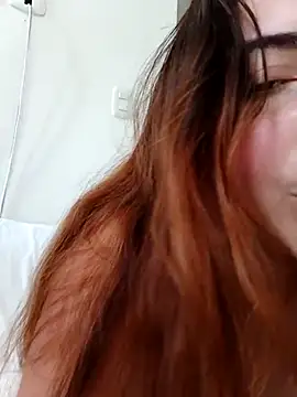 Snapshot of lyss_muller chatting on 03-31-26, 08:20 lyss muller online show from 03-31-26, 08:20