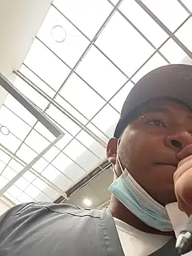 Snapshot of Danny_black11 chatting on 03-15-26, 05:08 Danny black11 online show from 03-15-26, 05:08