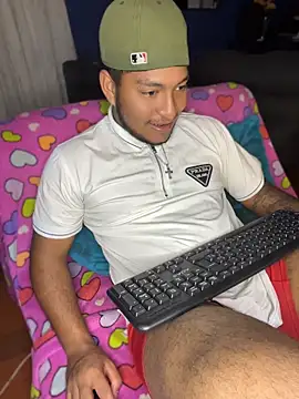 Snapshot of Danny_black11 chatting on 04-11-26, 07:45 Danny black11 online show from 04-11-26, 07:45