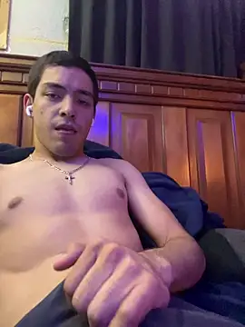Snapshot of Tupapi696969q chatting on 04-29-26, 03:43 Tupapi696969q online show from 04-29-26, 03:43