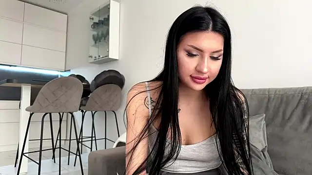 AuraXO online show from 04-20-26, 05:32