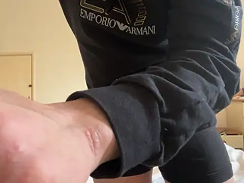 Snapshot of malcolm2334 chatting on 04-04-26, 12:57 malcolm2334 online show from 04-04-26, 12:57