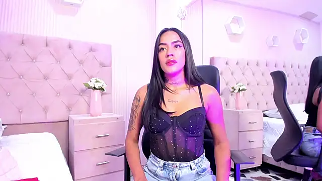 JazminRusso  online show from 04-04-26, 04:33