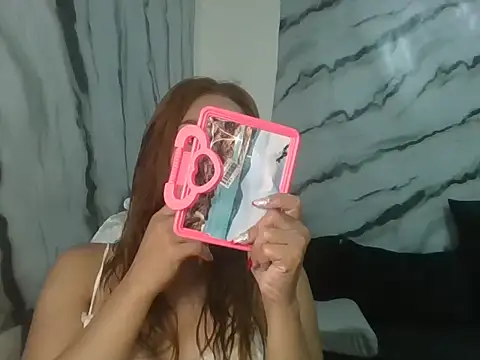 Rhieanne online show from 04-16-26, 01:45