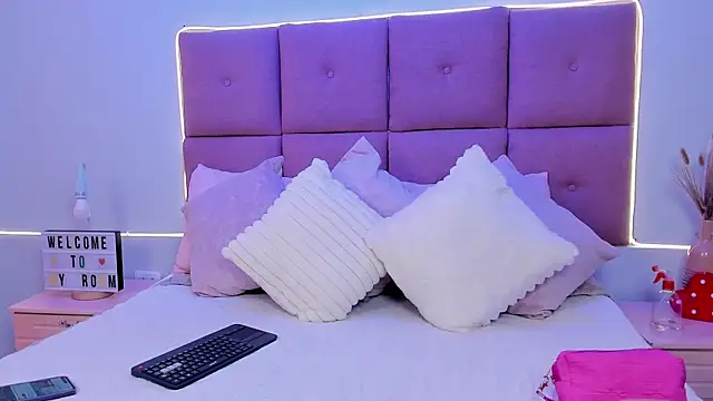 Hilaryportman online show from 03-20-26, 08:03