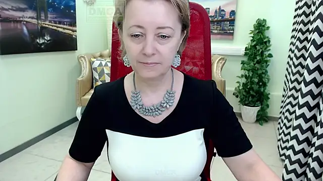 MONA W online show from 04-15-26, 11:06