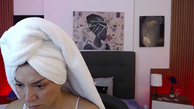 milfsecret69 online show from 05-16-26, 10:47