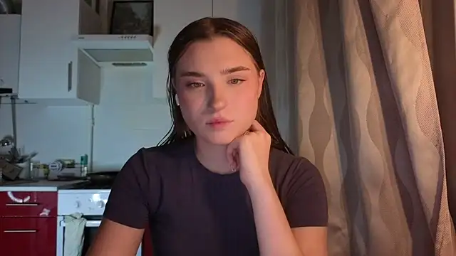 LissaBliss online show from 06-23-26, 06:50