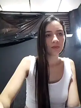 Vaiolletcooper online show from 04-10-26, 03:28