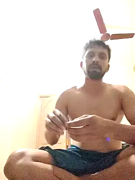 delvin92 online show from 03-09-26, 05:28