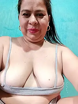 Snapshot of Diana_006 chatting on 06-19-26, 07:17 Diana 006 online show from 06-19-26, 07:17