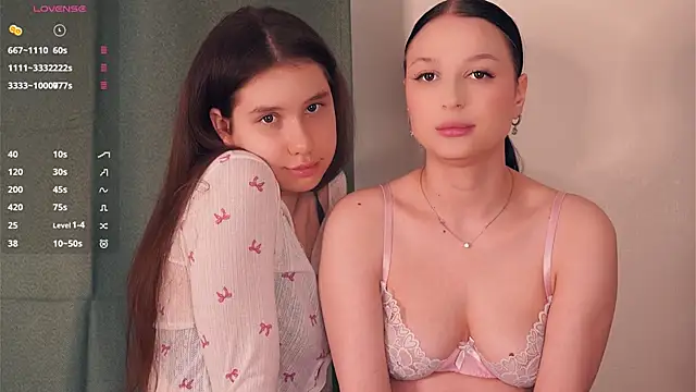 Snapshot of ZofiaSoshnik chatting on 03-16-26, 07:45 ZofiaSoshnik online show from 03-16-26, 07:45