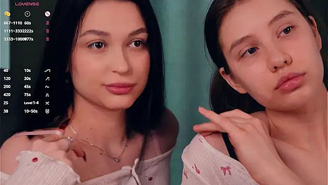 Snapshot of ZofiaSoshnik chatting on 03-23-26, 07:12 ZofiaSoshnik online show from 03-23-26, 07:12