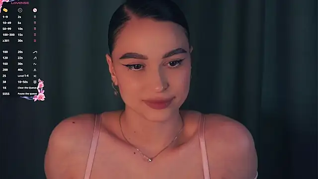 Snapshot of ZofiaSoshnik chatting on 04-04-26, 07:39 ZofiaSoshnik online show from 04-04-26, 07:39