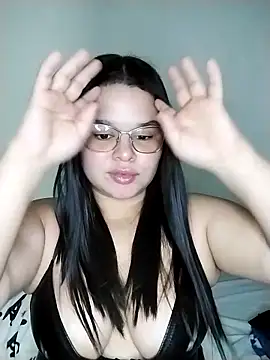 SamanthaStonee online show from 04-09-26, 04:12