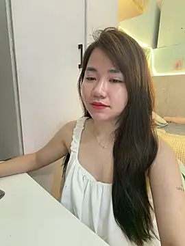 Amy8386 online show from 06-18-26, 04:13