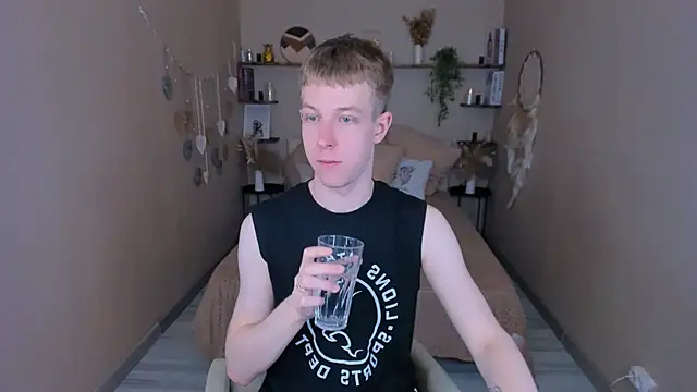 Dylan Norton online show from 05-28-26, 09:23