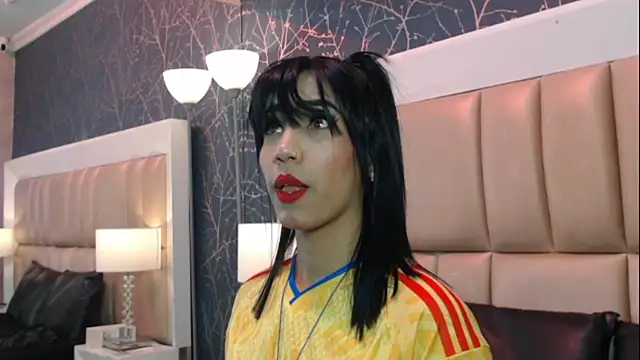 MiaKarsson online show from 06-04-26, 07:42