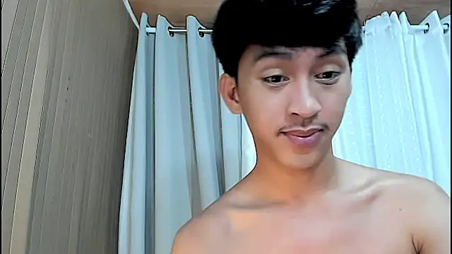 Snapshot of _andrie69_ chatting on 04-08-26, 11:54 andrie69 online show from 04-08-26, 11:54