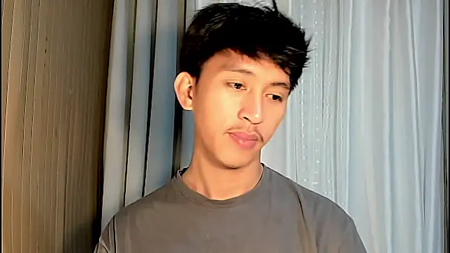 Snapshot of _andrie69_ chatting on 04-10-26, 07:07 andrie69 online show from 04-10-26, 07:07