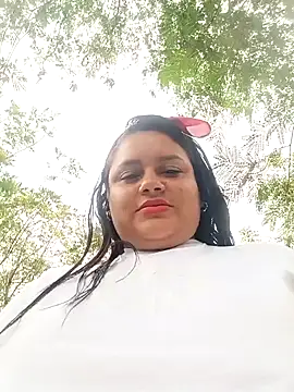 Snapshot of Lena_Cum69 chatting on 04-14-26, 01:17 Lena Cum69 online show from 04-14-26, 01:17