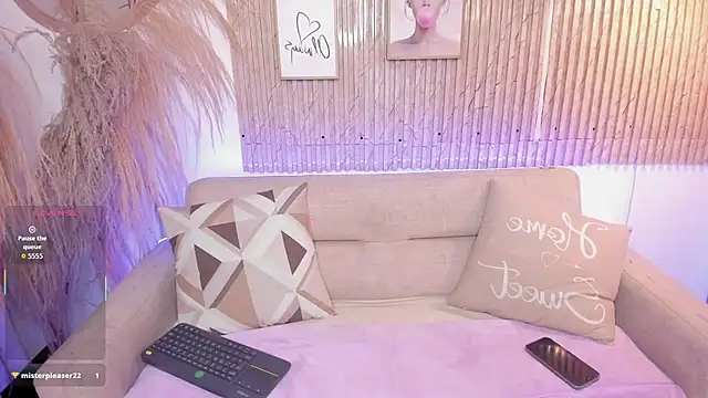 Sally Dvine online show from 03-05-26, 07:54