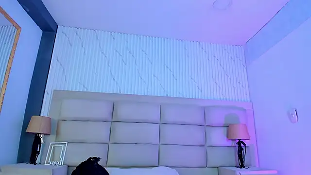 CarolineFyre online show from 03-24-26, 12:54