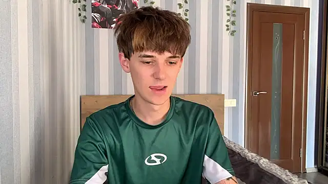Sweet Dude online show from 08-01-26, 02:05