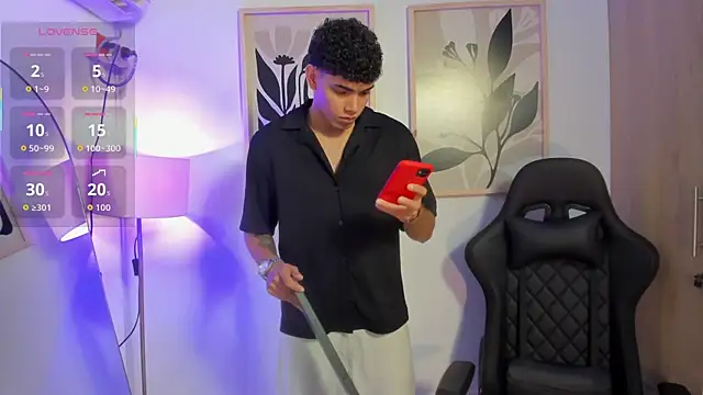 justin payn14 online show from 04-28-26, 03:11