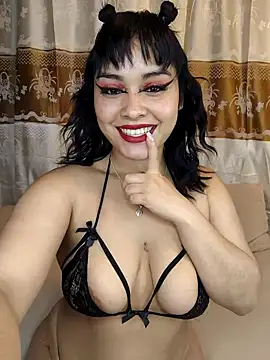 Snapshot of zoe_love18 chatting on 03-19-26, 04:49 zoe love18 online show from 03-19-26, 04:49