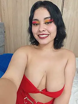 Snapshot of zoe_love18 chatting on 05-17-26, 02:42 zoe love18 online show from 05-17-26, 02:42