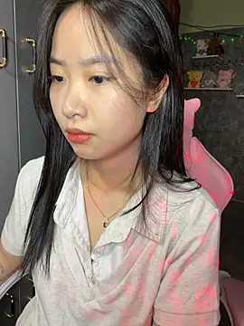 Linne6789 online show from 05-03-26, 02:45