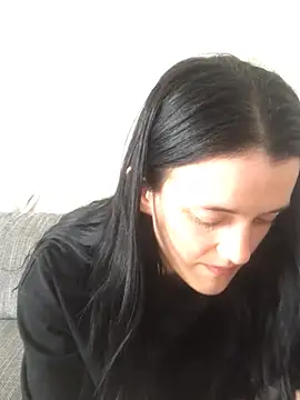 Snapshot of LeonieClaire chatting on 03-14-26, 12:21 LeonieClaire online show from 03-14-26, 12:21