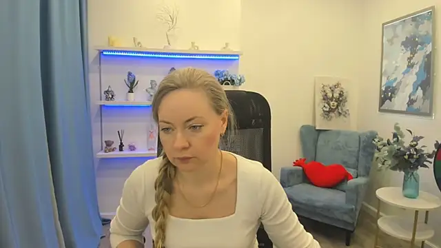 CharlotteKerti online show from 04-14-26, 11:27