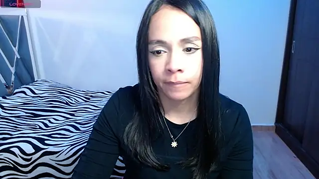 paula lopez   online show from 06-28-26, 05:52