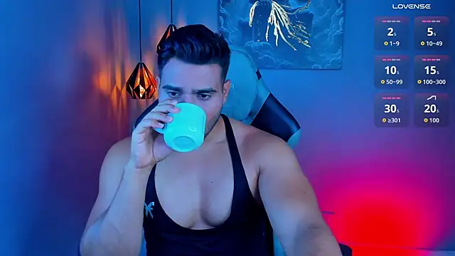 AndresRodriguez1 online show from 05-08-26, 08:47
