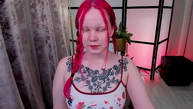 AnnieVibe online show from 05-13-26, 05:43