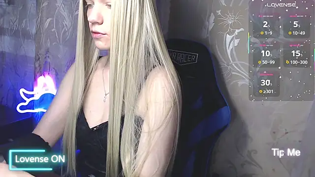 Shiny Victoria online show from 05-26-26, 08:21