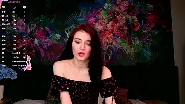 NicoleLuxe online show from 05-20-26, 06:14